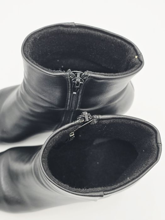 Ryłko skórzane botki r.38