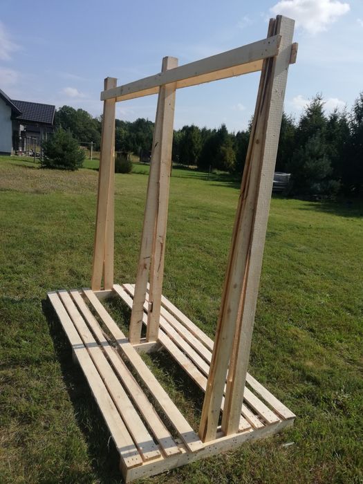 Paleta do przewozu okiem drzwi