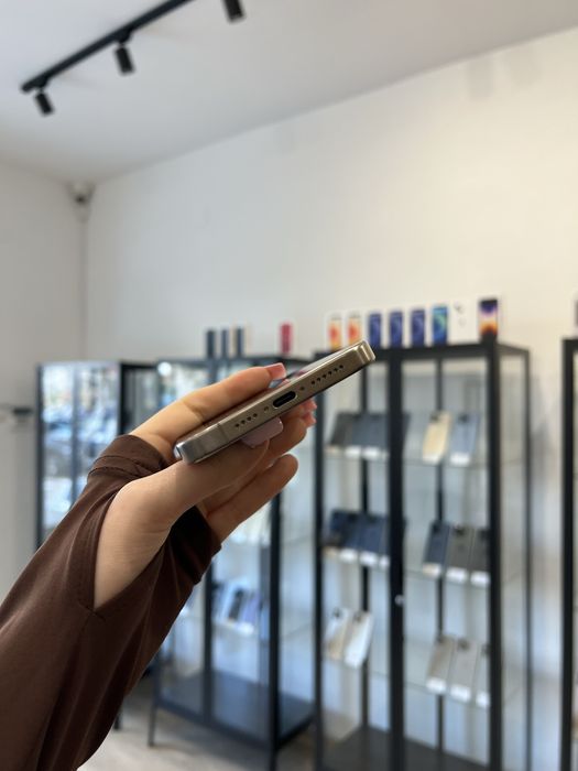 Telefon iPhone 15 PRO MAX 1TB Szary Apple Gwarancja iTrade