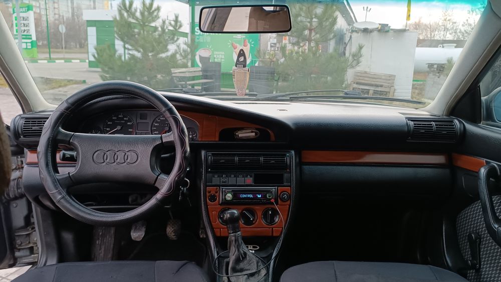 Ауді 100 с4 2,3 Е