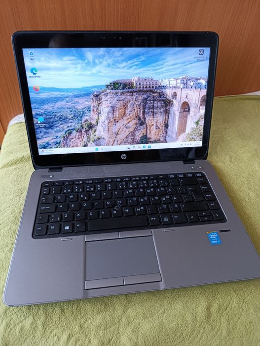 Laptop HP elitebook 840 G2-i7/8 GB ram/ SSD 256 GB/Windows 11 pro