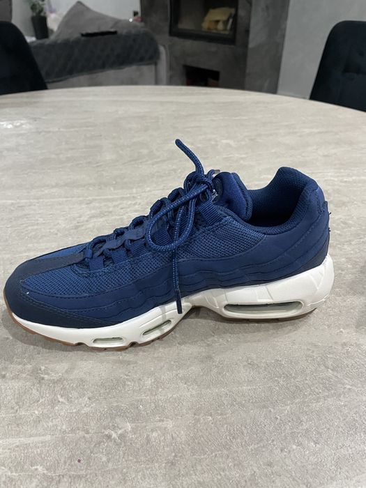 Nike Віддам Безкоштовно для людини з особливістю