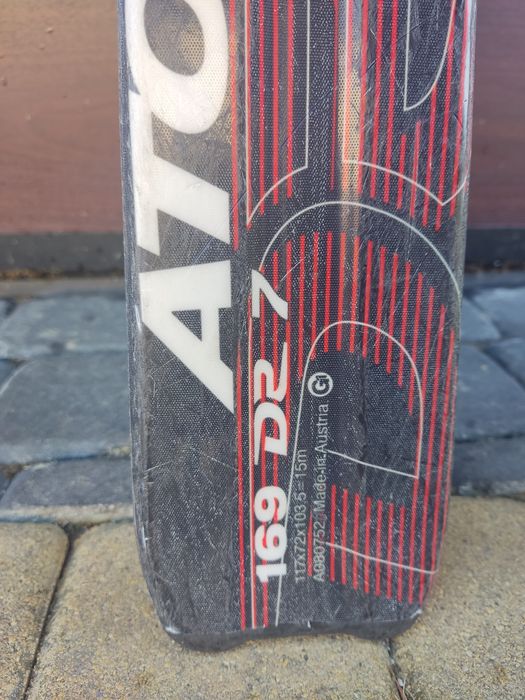 Narty Atomic D2 7 169cm