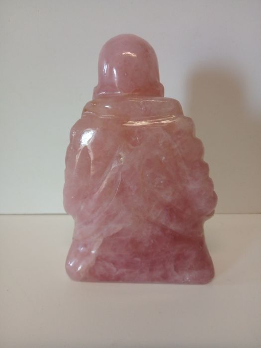 Feng Shui - lindo Buddha em quartzo rosa-altura 11 cm- peso 499 gramas