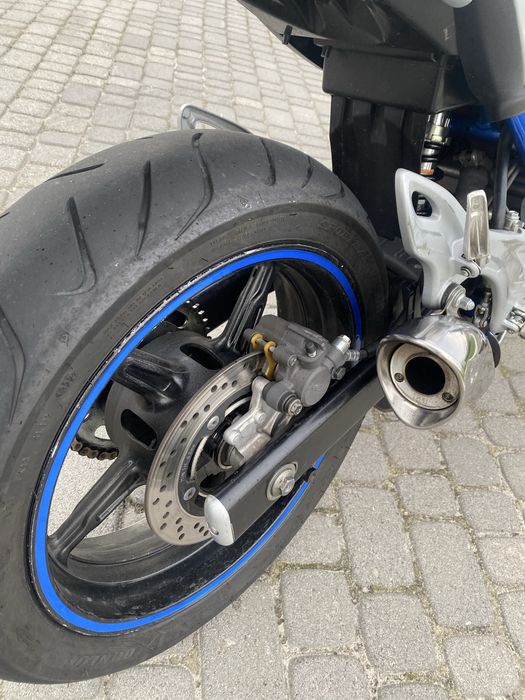 Suzuki gladius sfv650