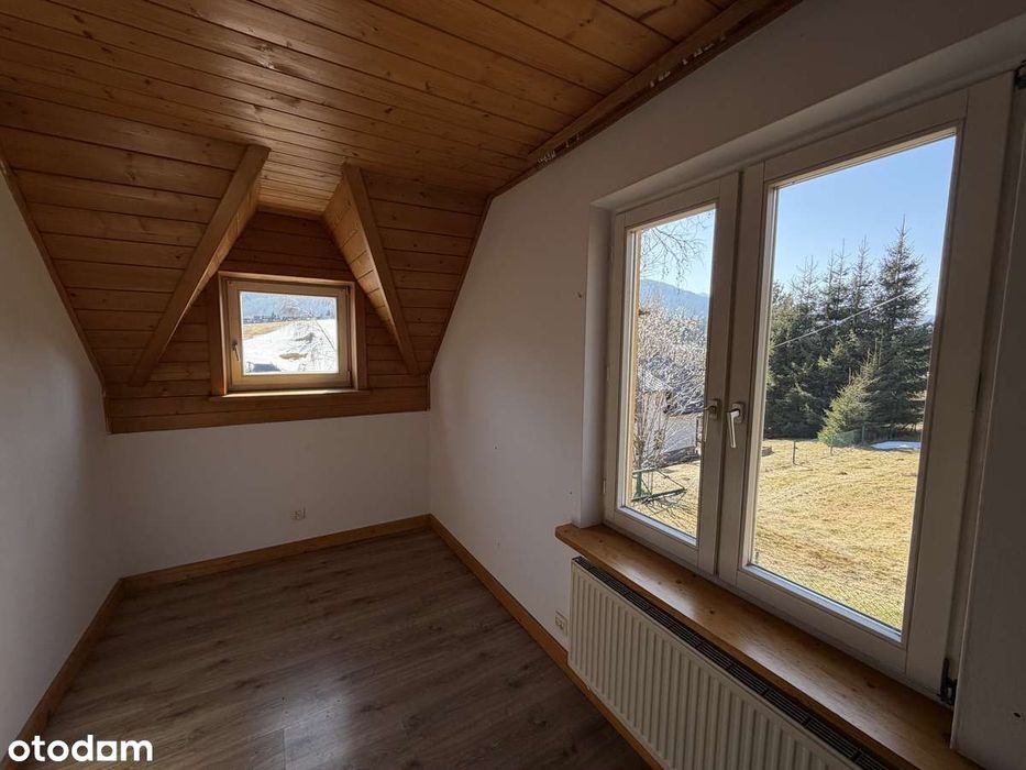 Dom bliźniak (połówka) w Kościelisku Karpielówka z widokiem na Giewont
