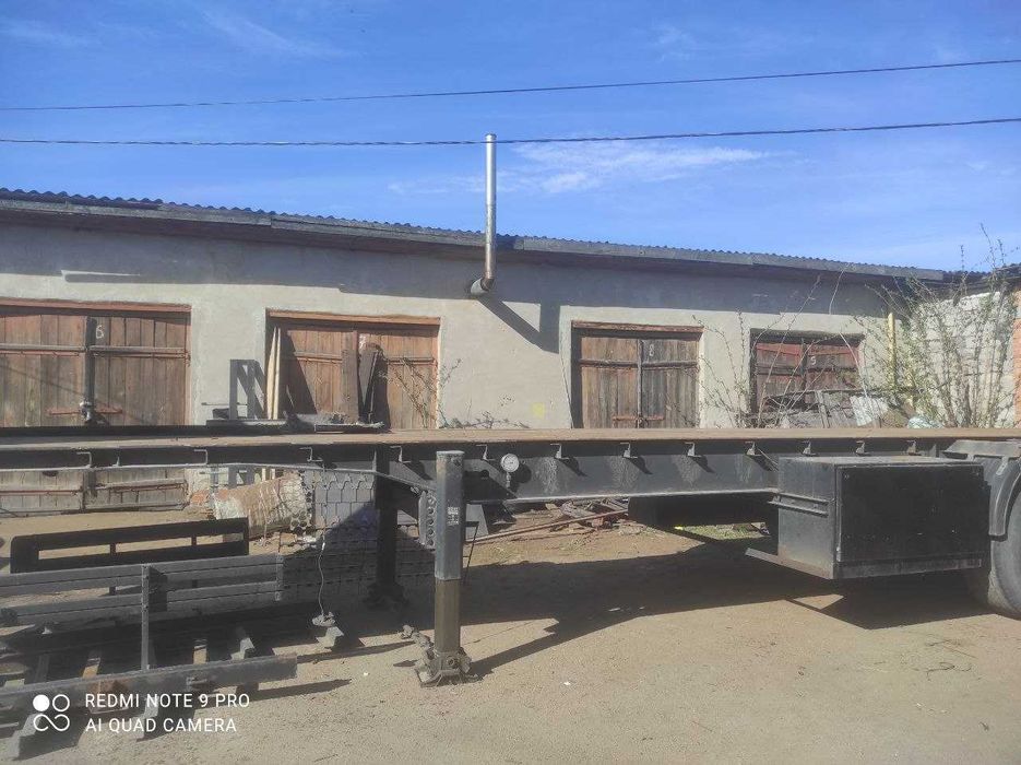 Приміщення гаражів - с-ще Черняхів, Житомирська обл.