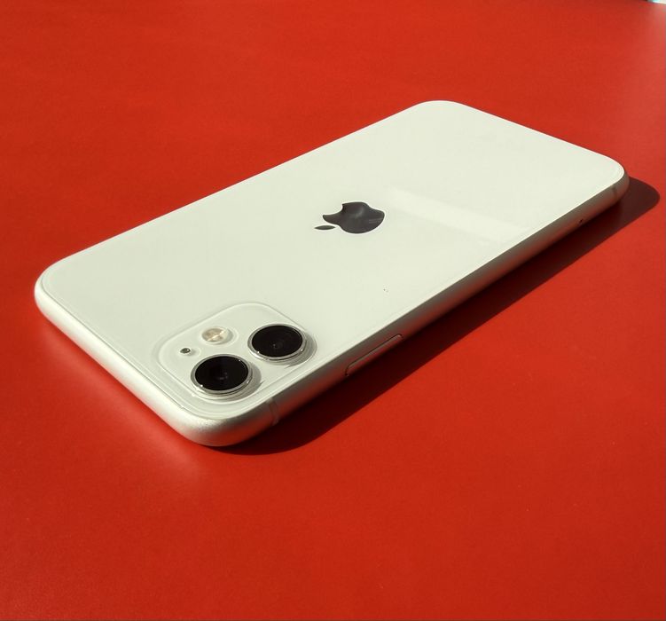 Iphone 11 white , 128 gb