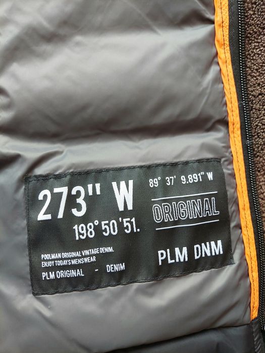 Жилетка безрукавка фірми Poolman оригінал 

Розмір по бірці: S

Вага: