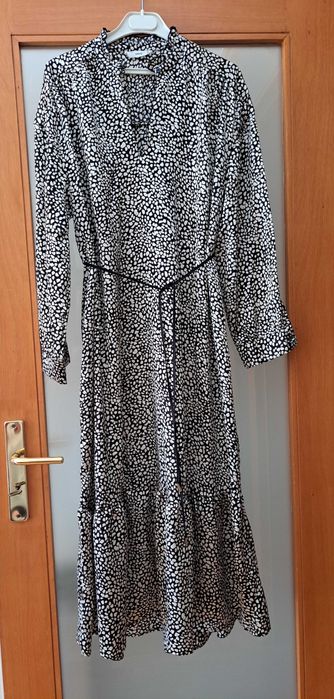 Vestido comprido preto e branco