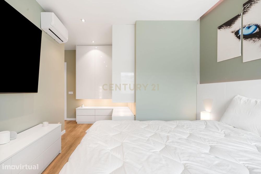 Exclusivo Apartamento T4 com Renovação de Charme  | Alameda dos Oceano
