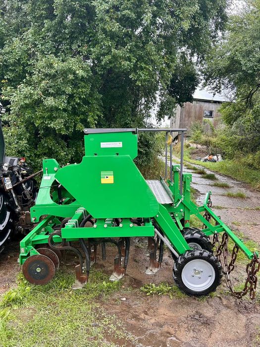 siewnik Simtech T-Sem 240 siew bezpośredni i podsiew traw
