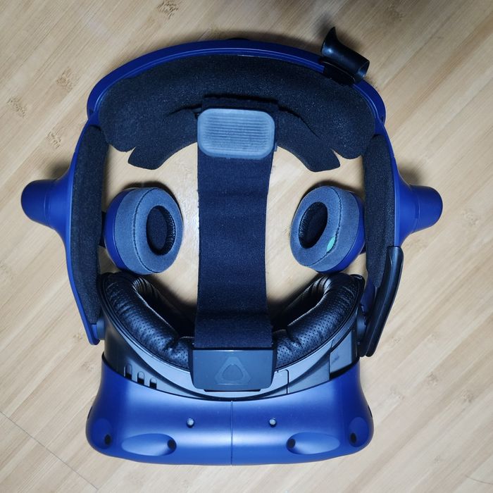 2 VR Шлема Valve Index и HTC Vive Pro