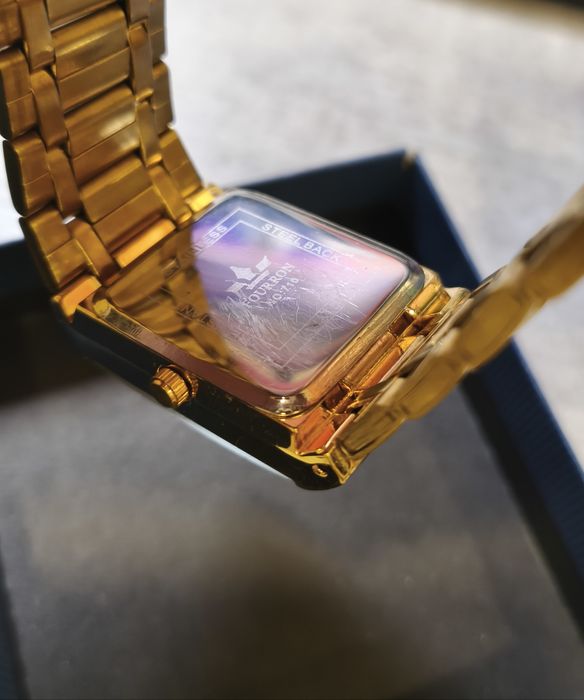 Продам Золотий годинник Fourron