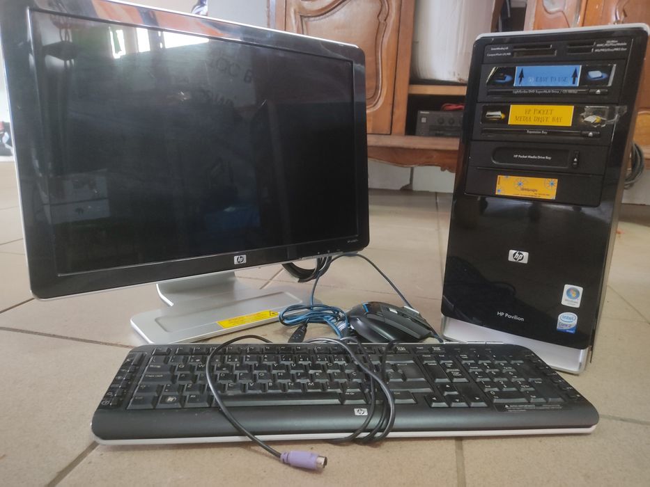 HP Pavilion Desktop Computer64297876192642121