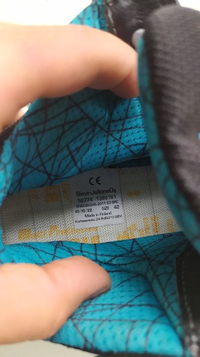 Кросівки робочі Sievi. 44 розмір. НОВІ