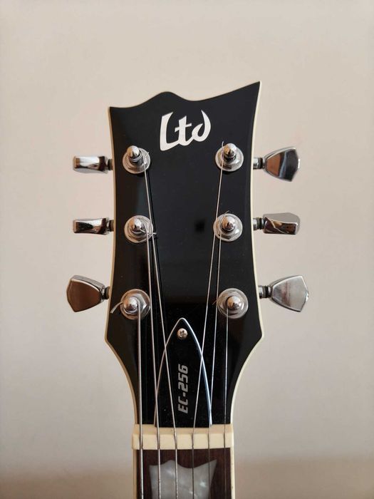 Guitarra ESP LTD EC-256 FM Dark Brown Sunburst