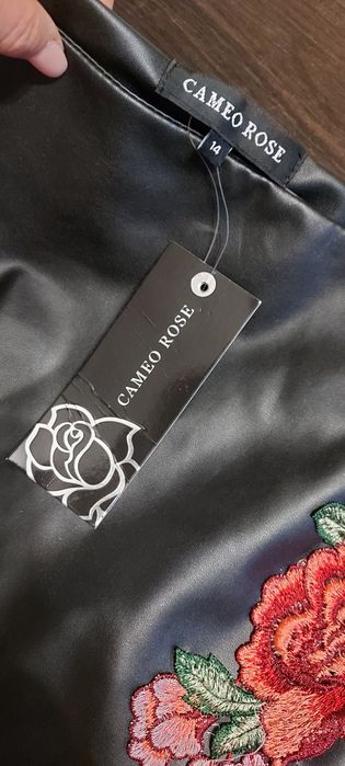 Спідничка з екошкіри