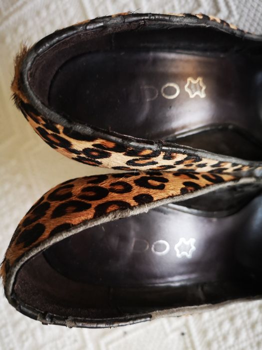 Sapatos da Aldo de pêlo - padrão leopardo N°38