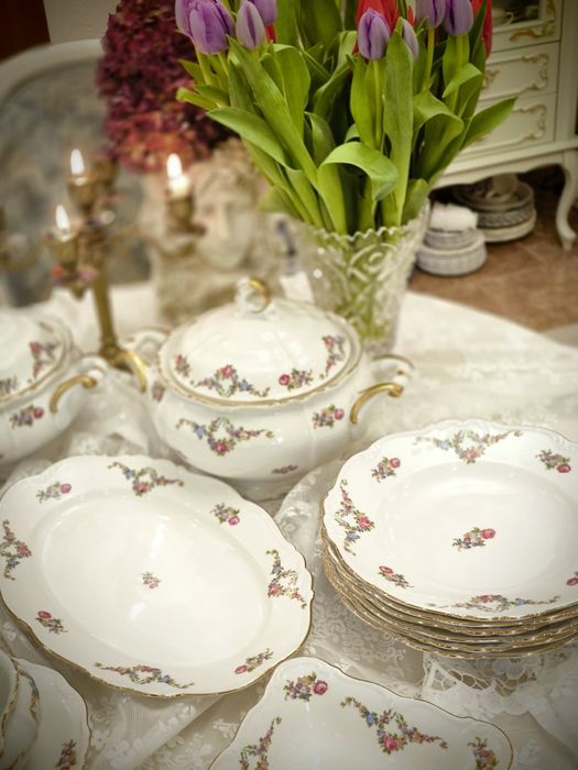 Вінтажний столовий сервіз на шість персон
