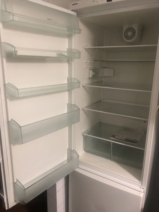 Холодильник Libherr