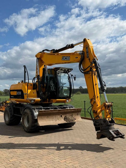 колісний ексватор JCB 145 W