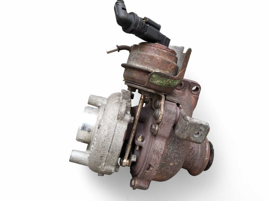 Турбина Citroen Berlingo C5 Peugeot Partner 208 308 508 5008 1.6 HDi