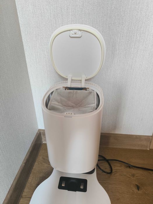 Продам робот-пилосос Ecovacs Deebot Ozmo N10 Plus