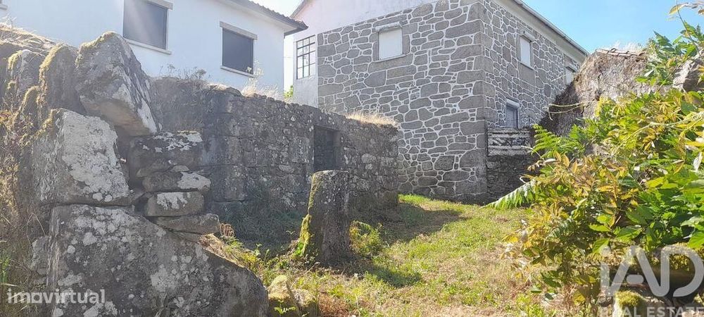 Casa / Villa T3 em Fontoura de 3100,00 m2