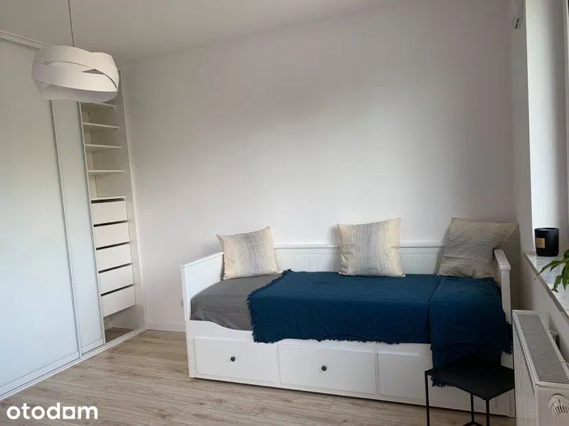 Nowe, 2 pokoje ,garaż, komórka, balkon (Kamienna) - Więcej