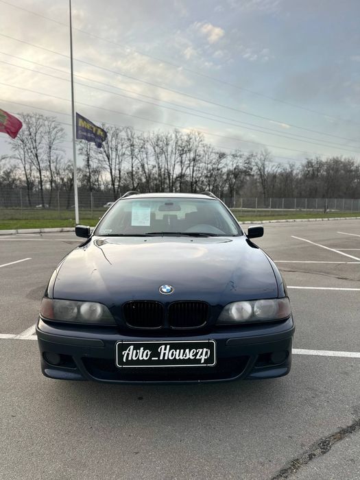 Продам BMW E39 автомат