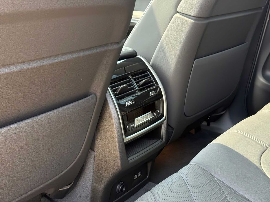 BMW X5 xDrive50e PHEV      2026