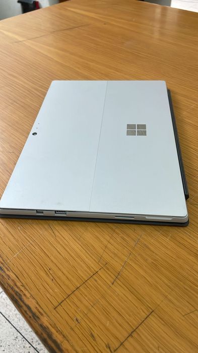 Microsoft Surface Pro 5446515340788387843