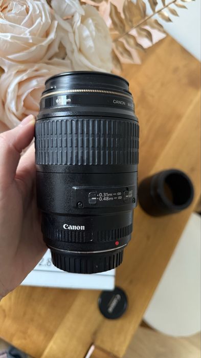 Canon ef 2.8 100mm macro