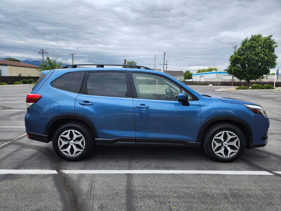 Subaru Forester Premium      2022
