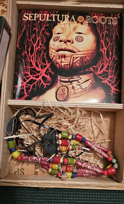 SEPULTURA: ROOTS promo wood box 1996