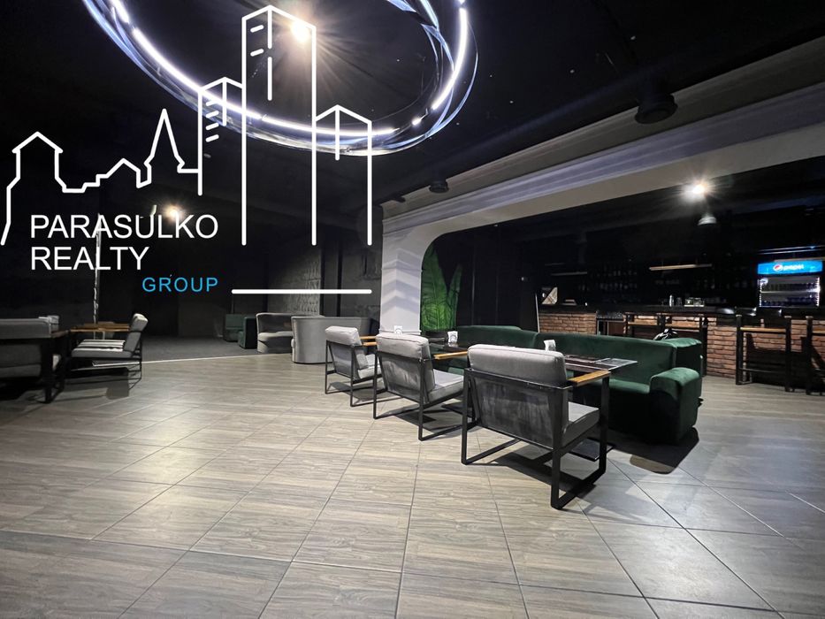 Шикарне приміщення вільного призначення в центрі міста!