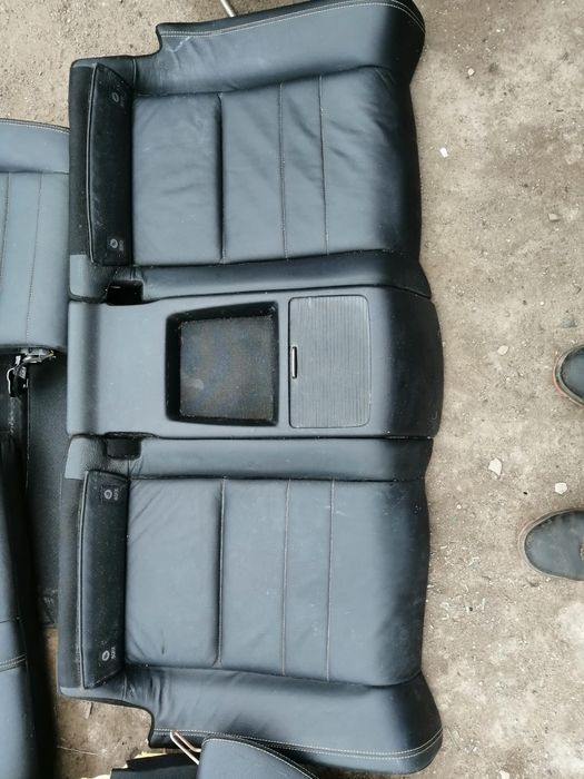 Wnętrze Mercedes W204 Coupe Czarna skóra Fotele Kanapa Boczki Wysyłka