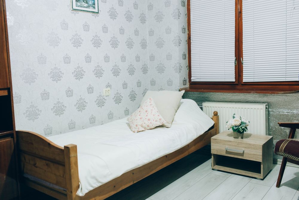 Здам подобово 2-ох та 1-кімнатну квартиру  навпроти термалу