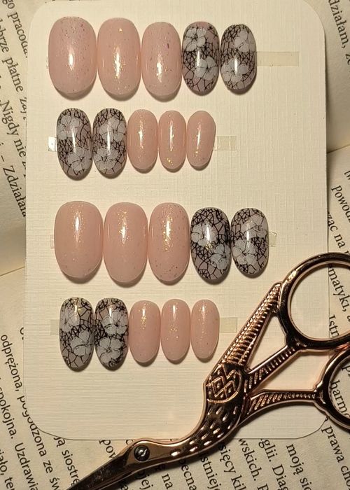 Rozalia żelowe Press on Nails 20 szt