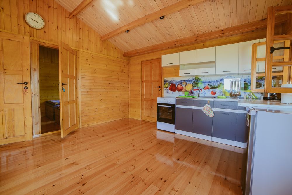 Domek letniskowy nad jeziorem Skarlińskim, domki, wędkowanie mazury