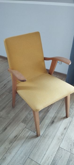 Fotel kolor żółty