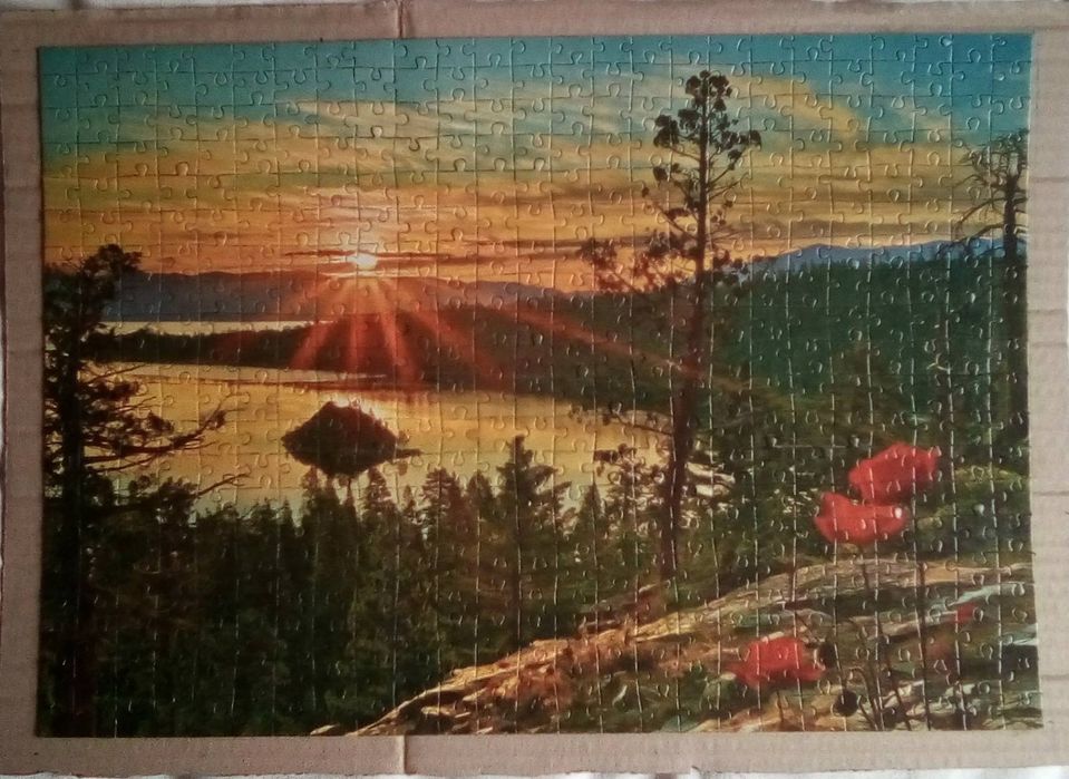 Картина из пазла