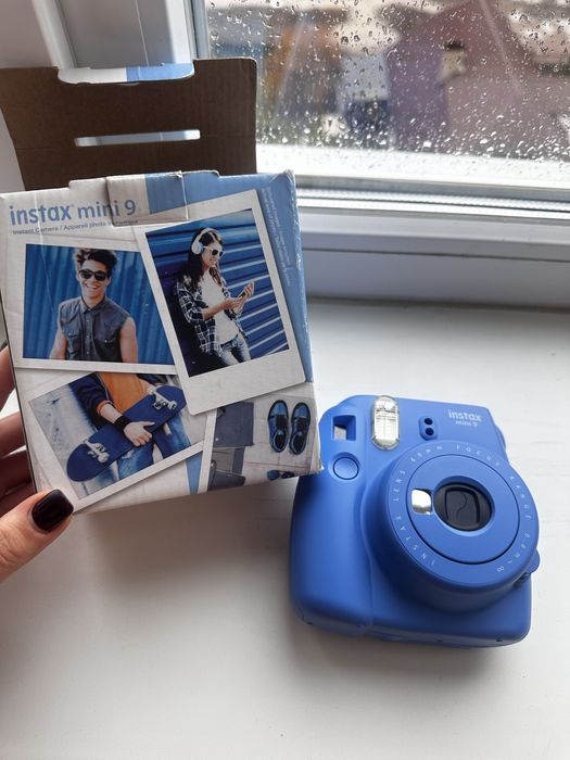 Instax mini 9 .Фотоапарат .