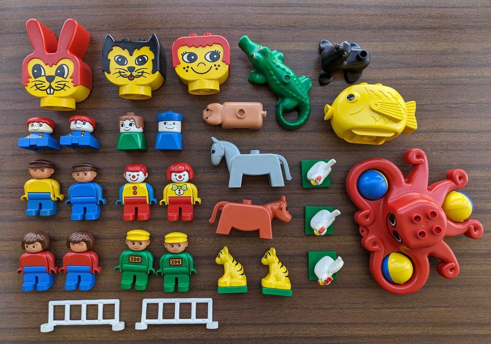 LEGO Duplo (300+ Peças)