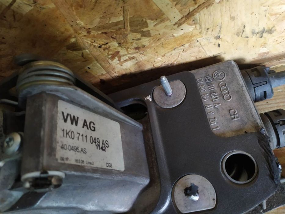 SELECTOR DE VELOCIDADES AUDI A3 8P 1K0711049AS