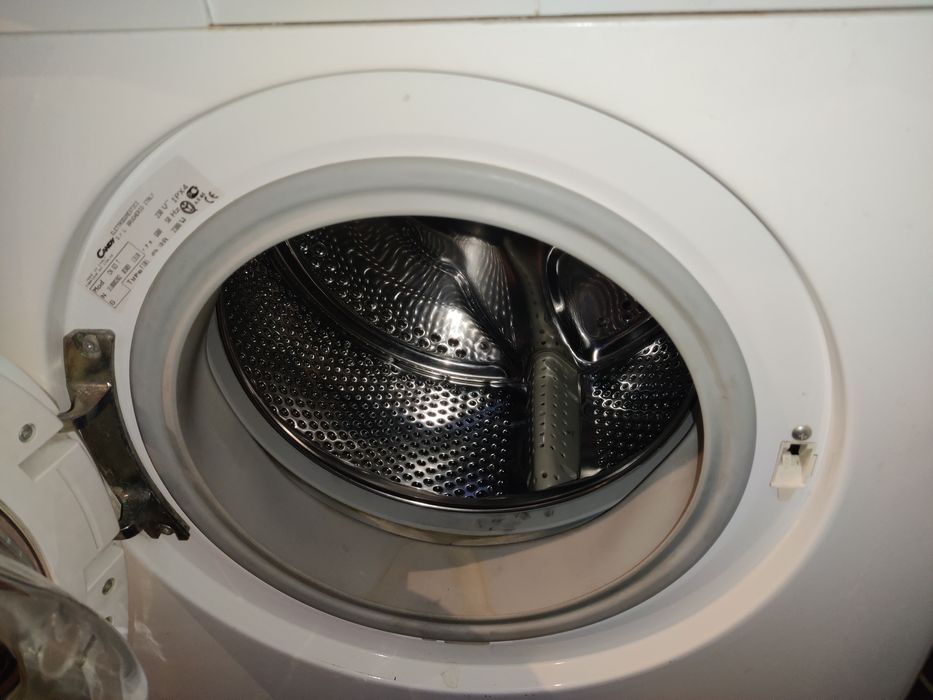 На запчасти или продам candy CN63T (рабочая)