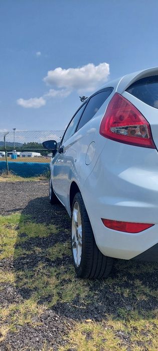 Ford Fiesta Comercial  260.000km