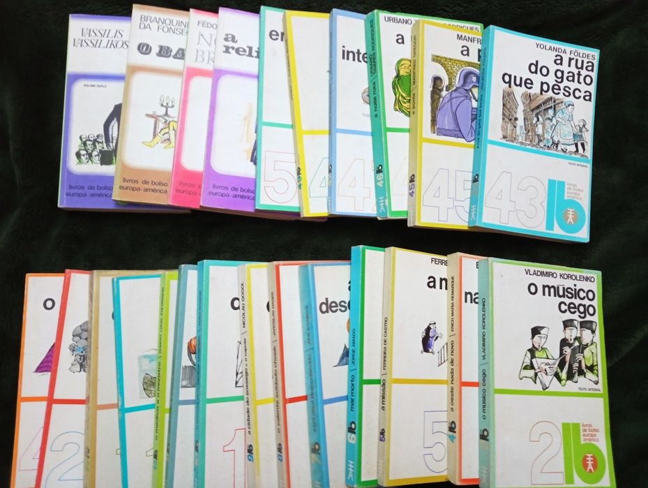24 Livros de Bolso europa america lb- Como novos!