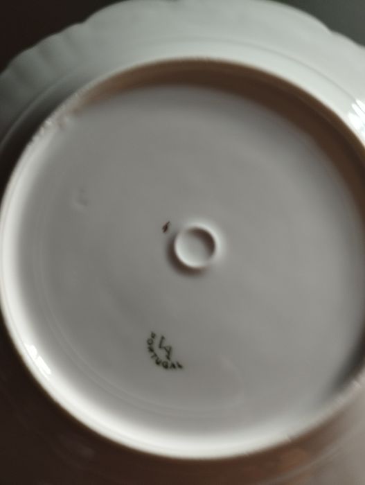 3 Pratos de serviço Vista Alegre(1947 a 1968)